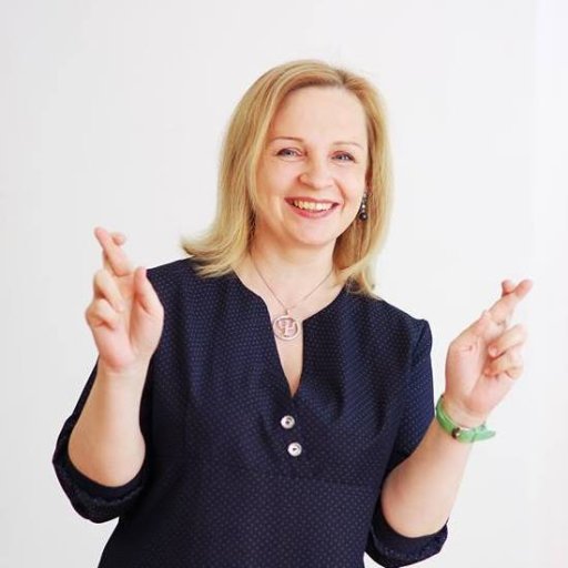 Юлия Василькина, детский и семейный психолог, автор книг для родителей Юлия Василькина, детский и семейный психолог, автор книг для родителей