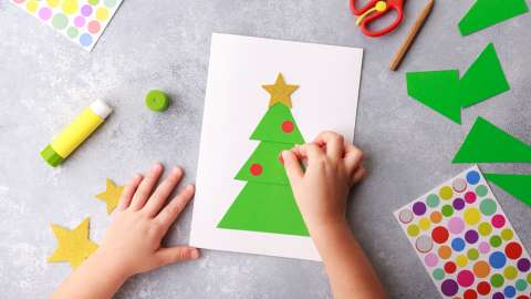 DIY: 5 необычных новогодних открыток, которые можно сделать вместе с детьми