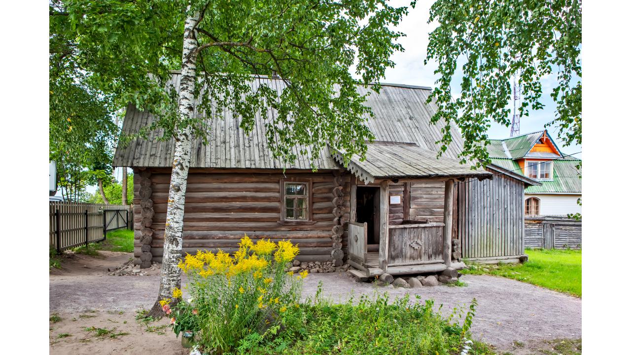 Домик няни в деревне Кобрино Фото: Sergei Afanasev/Shutterstock