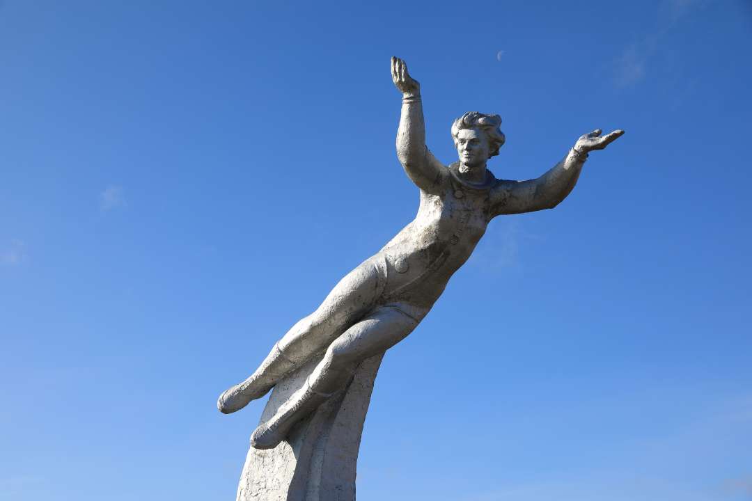Памятник Валентине Терешковой около села Баево Фото: Grigorii Pisotsckii/Shutterstock